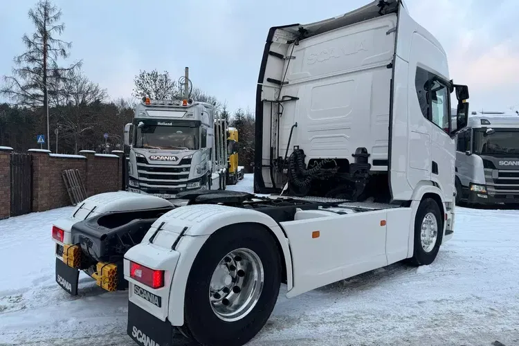 R500 SCANIA na kontrakcie serwisowym NAWIGACJA FULL LED 2019/2020 zdjęcie 8
