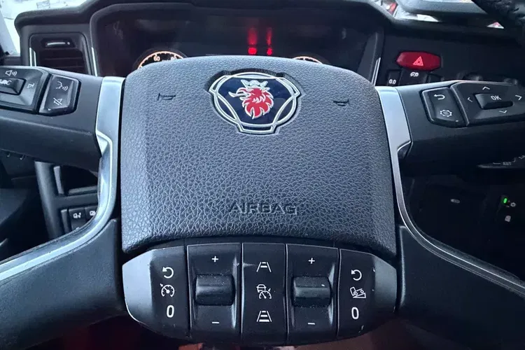 R450 Z Niemiec FULL ADR 2021/22 przystawka ASO kontrakt SCANIA zdjęcie 26