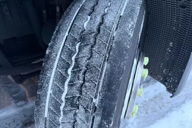 R450 Z Niemiec FULL ADR 2021/22 przystawka ASO kontrakt SCANIA zdjęcie 32