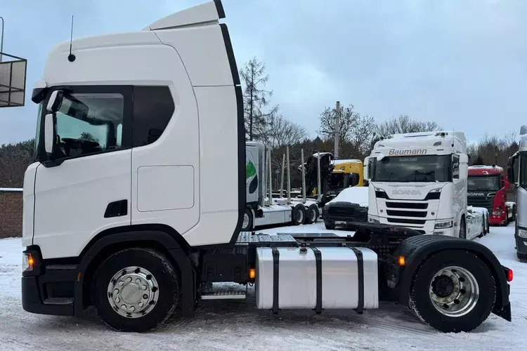 R450 Z Niemiec FULL ADR 2021/22 przystawka ASO kontrakt SCANIA zdjęcie 6