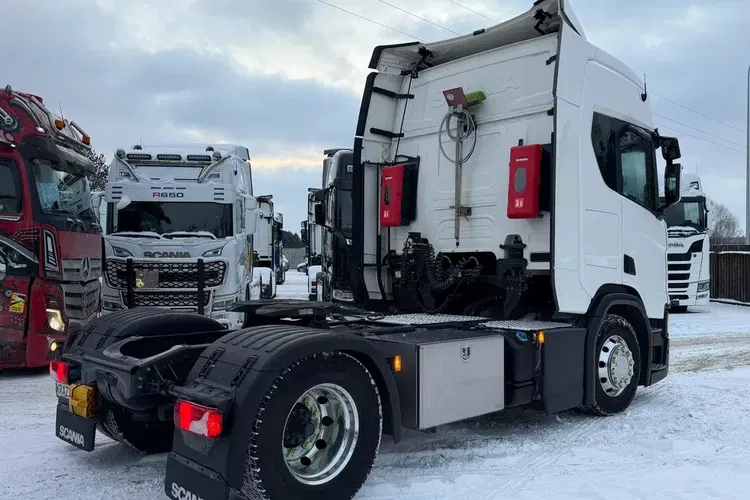 R450 Z Niemiec FULL ADR 2021/22 przystawka ASO kontrakt SCANIA zdjęcie 7