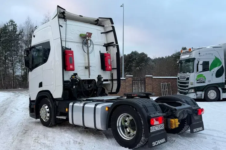 R450 Z Niemiec FULL ADR 2021/22 przystawka ASO kontrakt SCANIA zdjęcie 8