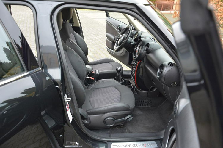 MINI Countryman Cooper S 1.6T(184KM) Xenon Navi Skóry Klimatronic Grzane fotele ALU18 zdjęcie 18