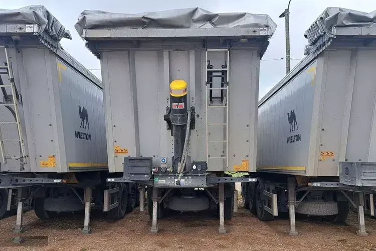 Wielton NW-3 / waga 6.2 t / poj. 38m3 / elek. dach / Teflon / 30 naczep r.2022 zdjęcie 3
