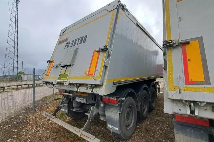 Schmitz Wielton NW-3 / waga 6.2 t / poj. 38m3 / elek. dach / Teflon / 30 naczep r.2022 zdjęcie 6