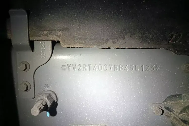 Volvo FH 500KM - tandem + PRZYCZEPA WECON z dokowaniem wózka zdjęcie 15