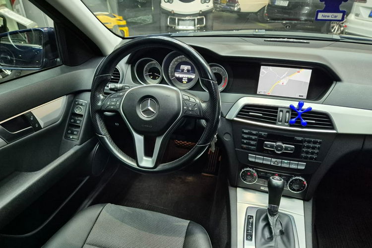 C 200 Mercedes-Benz Klasa C 200 7G-TRONIC Avantgarde Edition zdjęcie 18