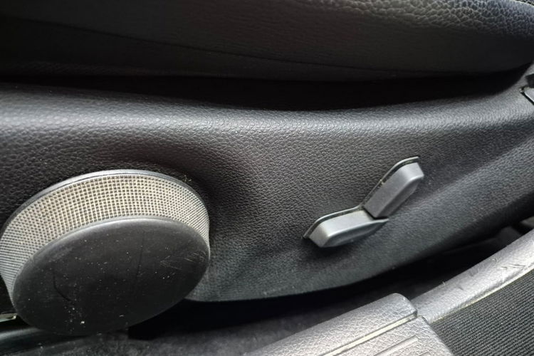 C 200 Mercedes-Benz Klasa C 200 7G-TRONIC Avantgarde Edition zdjęcie 24