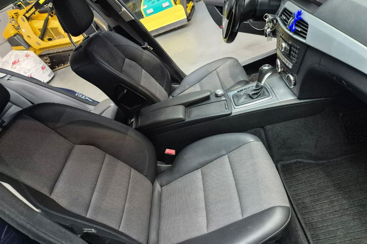 C 200 Mercedes-Benz Klasa C 200 7G-TRONIC Avantgarde Edition zdjęcie 34