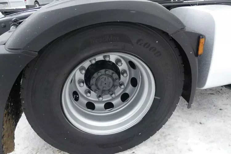 DAF XF 106.480 / SUPER SPACE CAB / EURO 6 / STANDARD / zdjęcie 19