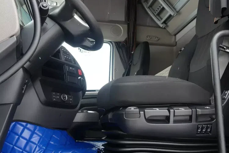 DAF XF 106.480 / SUPER SPACE CAB / EURO 6 / STANDARD / zdjęcie 22