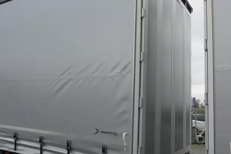 DAF XF 106.460 / EURO 6 / ZESTAW PRZEJAZDOWY / TANDEM / zdjęcie 16