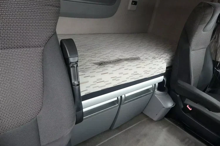 DAF XF 106.460 / EURO 6 / ZESTAW PRZEJAZDOWY / TANDEM / zdjęcie 33