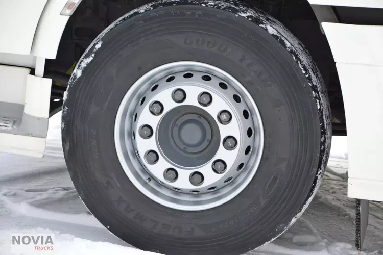 DAF XF 480 ZF INTARDER / KLIMA POSTOJOWA / FULL LED / TRĄBY / MIĘDZYOSIE zdjęcie 22