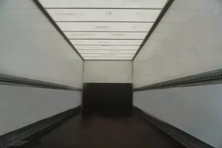 Renault D280 16T / kontener 18 palet / Winda zdjęcie 5