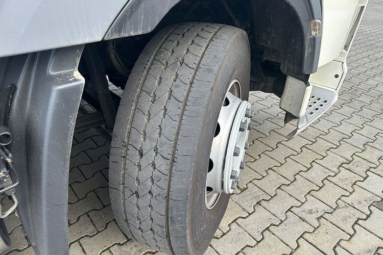 DAF XF 480 FT zdjęcie 9