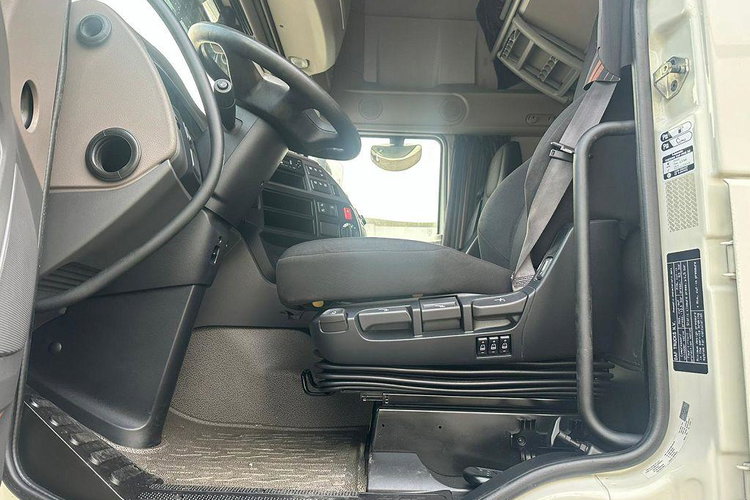 DAF XF 480 FT zdjęcie 8