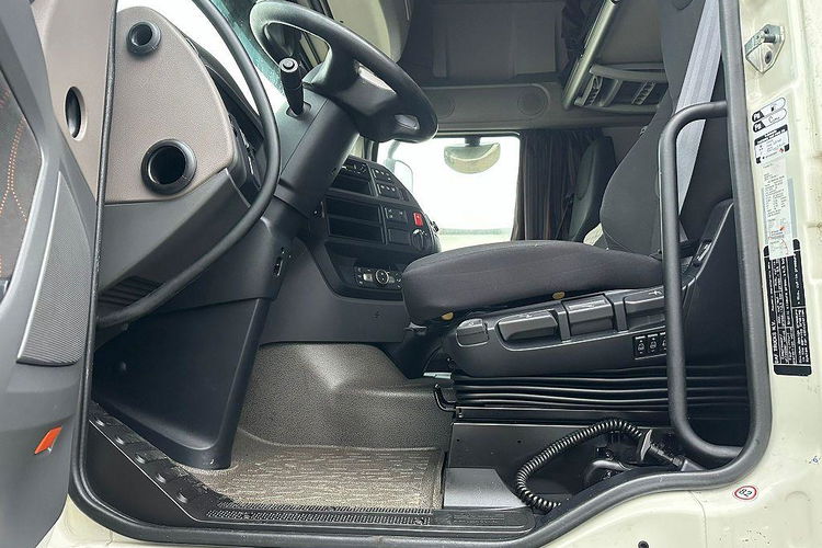 DAF XF 480 FT zdjęcie 8