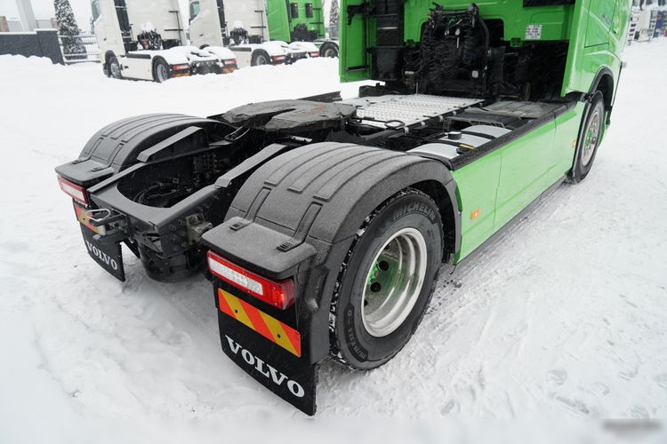 Volvo FH 500 / KLIMA POSTOJOWA / I-SAVE / TV / MIKROFALÓWKA zdjęcie 15
