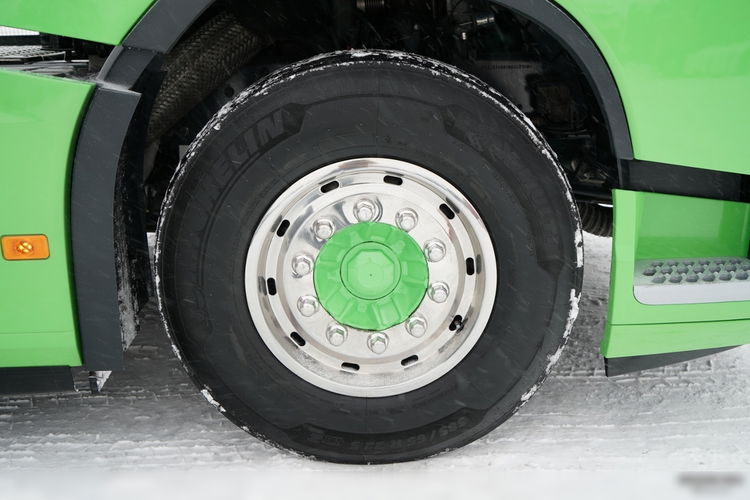 Volvo FH 500 / KLIMA POSTOJOWA / I-SAVE / TV / MIKROFALÓWKA zdjęcie 20