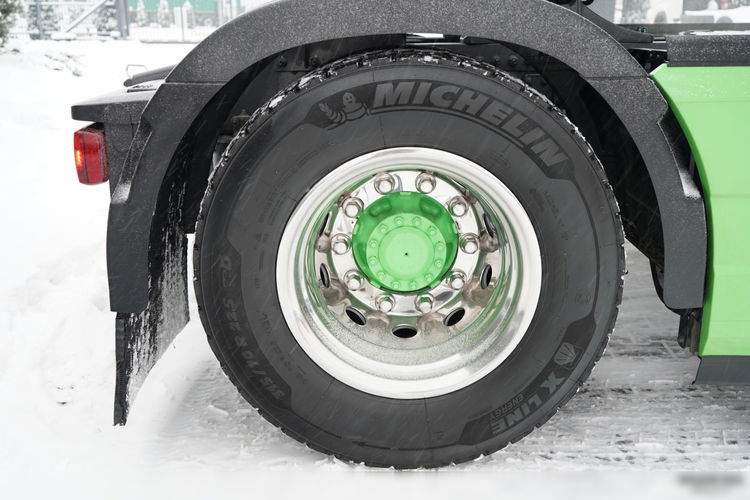 Volvo FH 500 / KLIMA POSTOJOWA / I-SAVE / TV / MIKROFALÓWKA zdjęcie 22