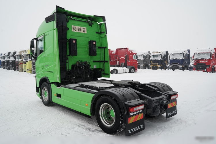 Volvo FH 500 / KLIMA POSTOJOWA / I-SAVE / TV / MIKROFALÓWKA zdjęcie 7