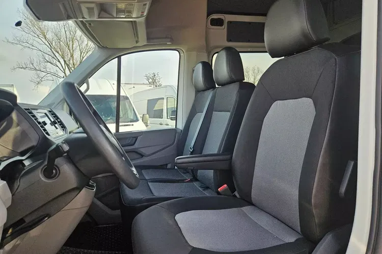 Volkswagen Crafter L3H2 129900zł NETTO Brygadówka 7 osób 2.0TDi/140KM zdjęcie 19