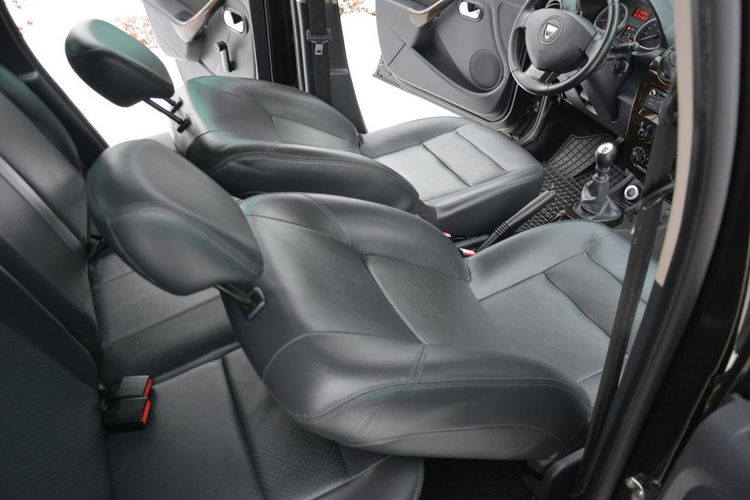 Dacia Duster Prestige _4x4_73 przebieg Skóry Hak Relingi jeden właściciel Oryginał zdjęcie 19