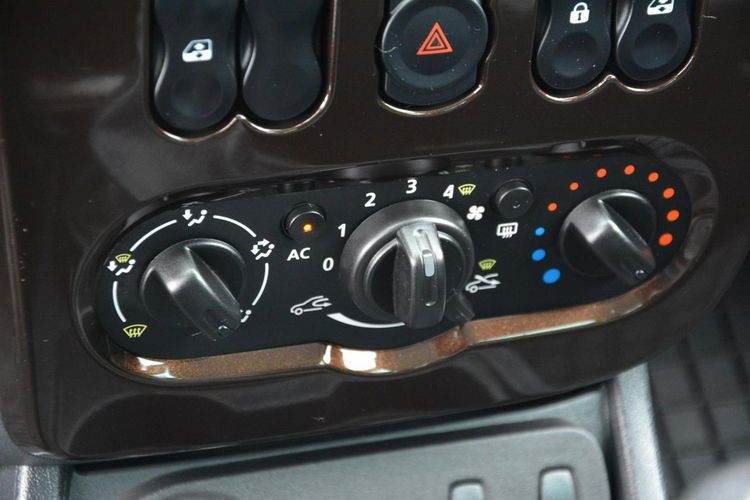 Dacia Duster Prestige _4x4_73 przebieg Skóry Hak Relingi jeden właściciel Oryginał zdjęcie 28