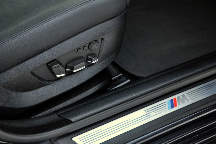 BMW 530 3.0d(258KM) MPakiet xDrive Xenon Navi Panorama Skóry El.Fotele Head Up zdjęcie 19