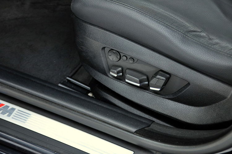 BMW 530 3.0d(258KM) MPakiet xDrive Xenon Navi Panorama Skóry El.Fotele Head Up zdjęcie 25