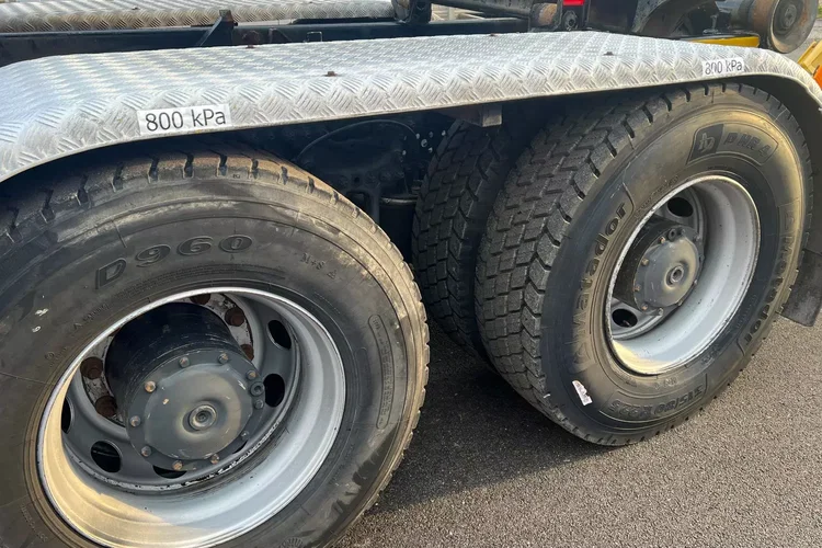 Mercedes AROCS 2545. 6x4 HAKOWIEC 20 ton zdjęcie 18