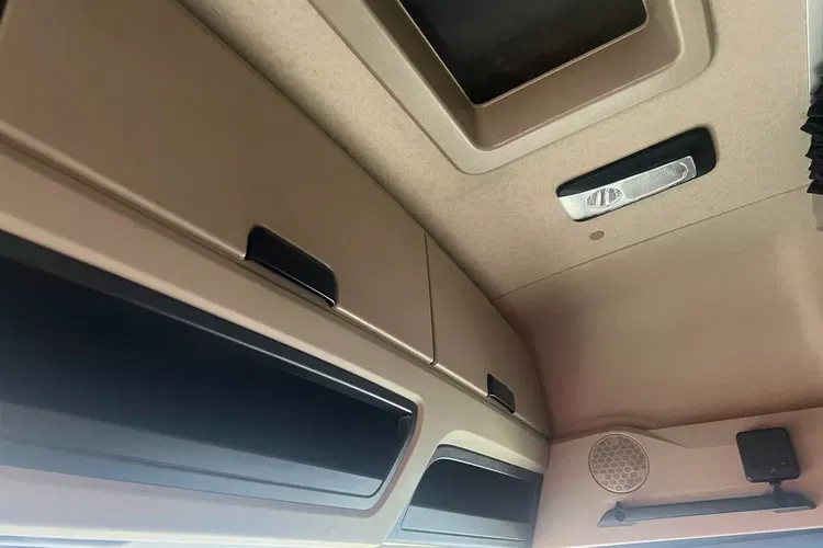 Mercedes ACTROS prokontraktowy zdjęcie 32