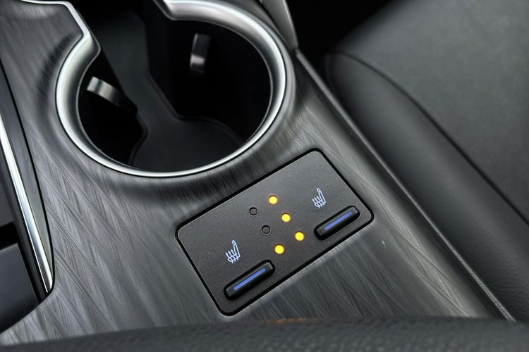 Toyota Camry 2.5 HSD 218KM EXECUTIVE, gwarancja, FV23% zdjęcie 27