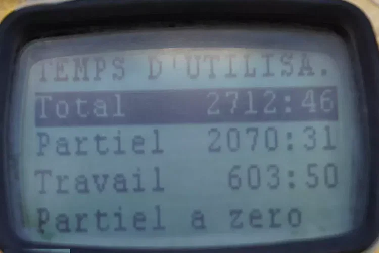 Renault C380 E6 6x4 / HDS Fassi F135 2700 MTH / Zasięg 8 m / 5.6 t udźwig / Wywrotka 3-stronna / Hydroburta zdjęcie 16