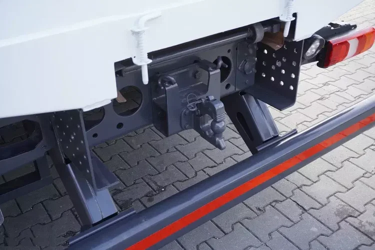 Mercedes Antos 2540 / Burtowy 15 EPAL / HDS Fassi F165 / 6.1 t / Zasięg 8 m / pilot / rotator / 1600 MTH / oś skrętna zdjęcie 19