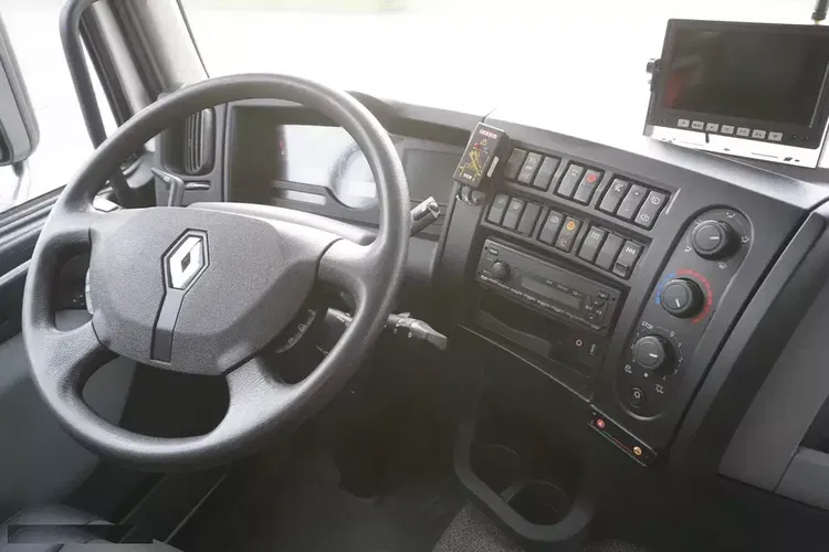 Renault C280 DTI 8 / HDS Fassi 5.6 t / Zasięg 8 m / Platforma 15 EPAL zdjęcie 47