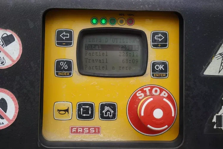 Iveco Stralis 19.310 E6 / Platforma 19 EPAL / Fassi F135 / 225 MTH / 5.7 t zdjęcie 3