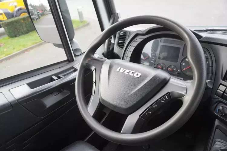 Iveco Stralis X-Way 310 4x2 E6 / dźwig Fassi F155 / 670 MTH / Pilot / Rotator / 130 tys. km zdjęcie 47