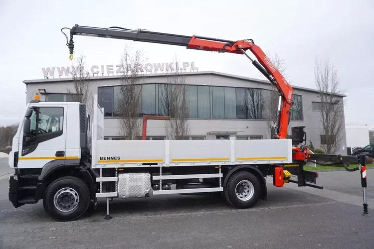 Iveco Stralis X-Way 310 4x2 E6 / dźwig Fassi F155 / 670 MTH / Pilot / Rotator / 130 tys. km zdjęcie 5
