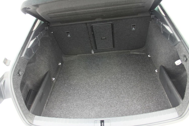 Skoda Octavia AMBITION F-vat LED Salon Polska netto 51 951 PLN Gwarancja zdjęcie 12