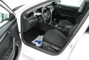 Skoda Octavia AMBITION F-vat LED Salon Polska netto 51 951 PLN Gwarancja zdjęcie 17