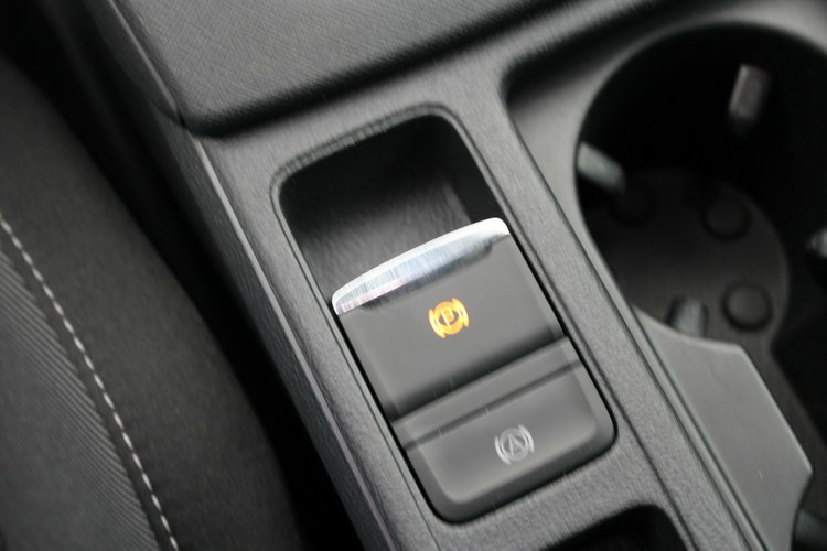 Skoda Octavia AMBITION F-vat LED Salon Polska netto 51 951 PLN Gwarancja zdjęcie 25