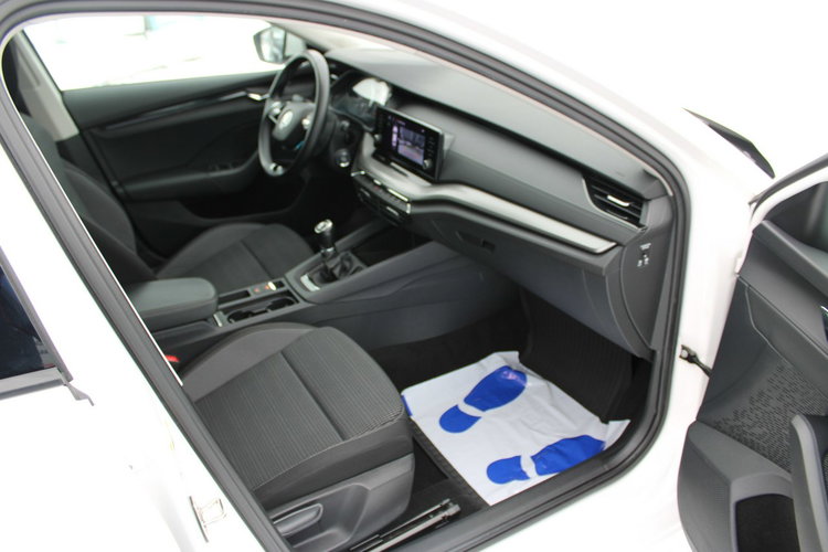Skoda Octavia AMBITION F-vat LED Salon Polska netto 51 951 PLN Gwarancja zdjęcie 27
