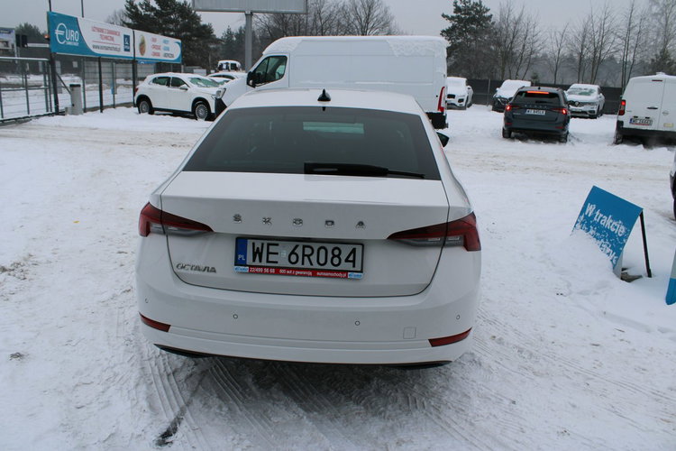 Skoda Octavia AMBITION F-vat LED Salon Polska netto 51 951 PLN Gwarancja zdjęcie 5
