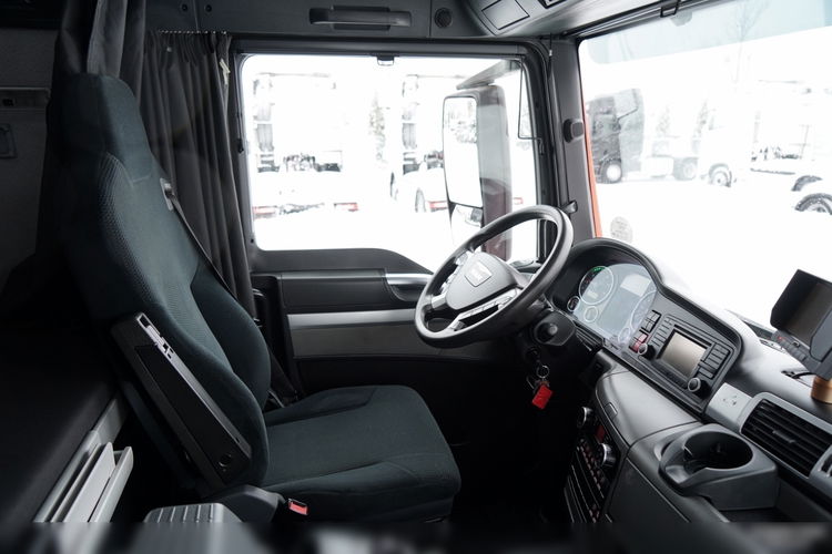 MAN TGS 18. 440 / NISKA KABINA   zdjęcie 33