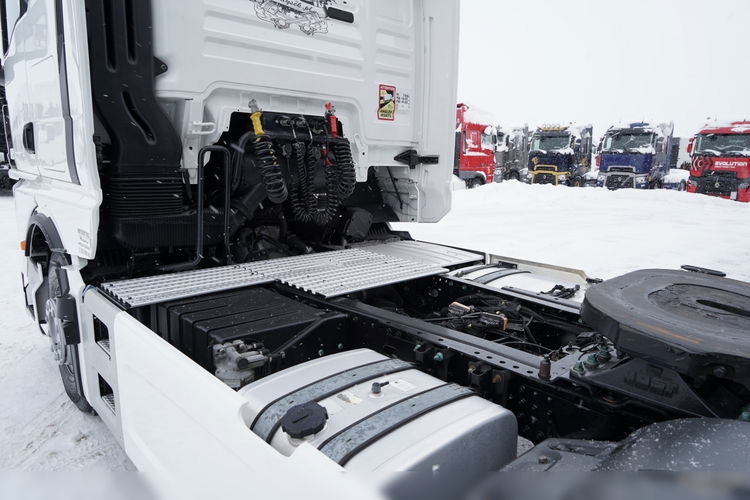 MAN TGX 18.510 / GM / RETARDER /  KLIMA POSTOJOWA / NAVI  zdjęcie 12