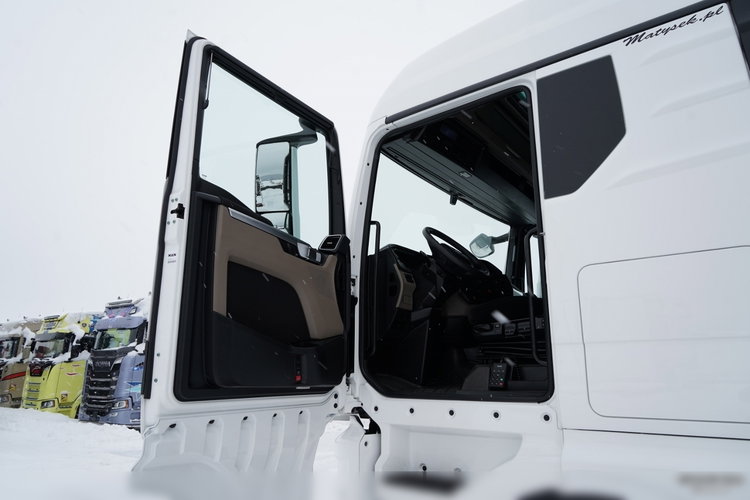 MAN TGX 18.510 / GM / RETARDER /  KLIMA POSTOJOWA / NAVI  zdjęcie 23