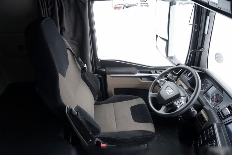 MAN TGX 18.510 / GM / RETARDER /  KLIMA POSTOJOWA / NAVI  zdjęcie 27