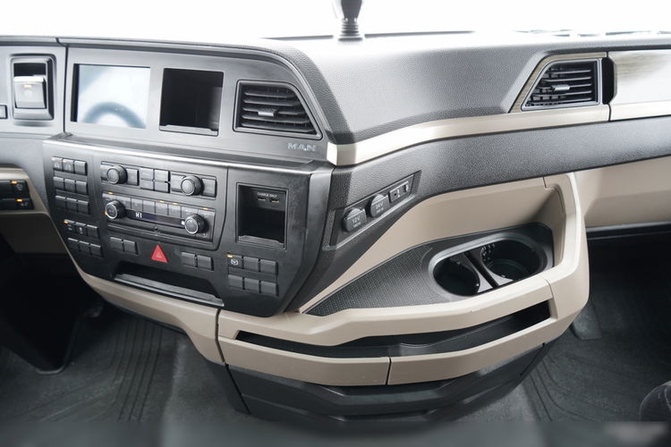 MAN TGX 18.510 / GM / RETARDER /  KLIMA POSTOJOWA / NAVI  zdjęcie 31